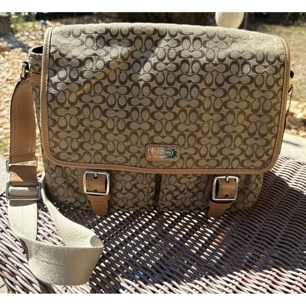 Coach Signature Small‎ Messenger Bag Jacquard Khaki/Camel HANDBAG PURSE F70283
